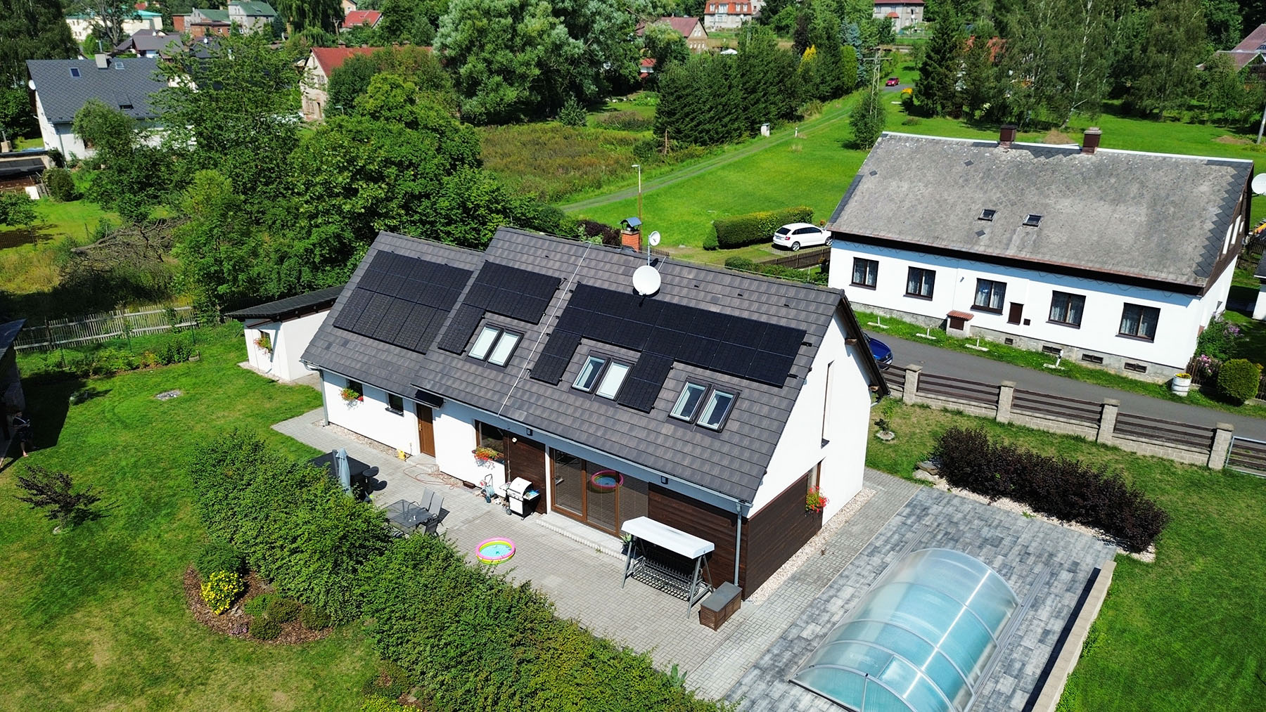 Kolik solárních panelů potřebujete? Spočítejte si výkon fotovoltaiky