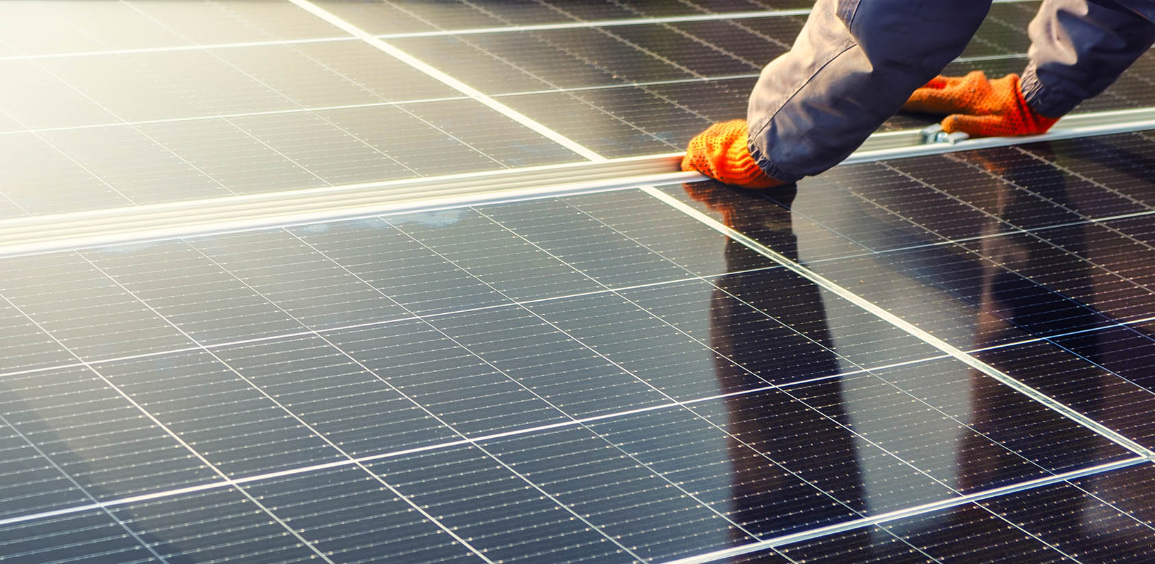 Instalace fotovoltaiky – jak probíhá a jak na ni dům připravit